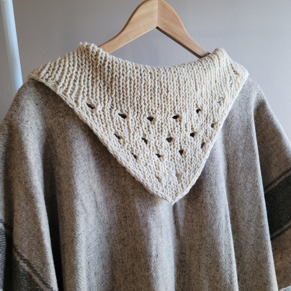 Artisan Made Wool Blanket Poncho - Picture 7 of 12
